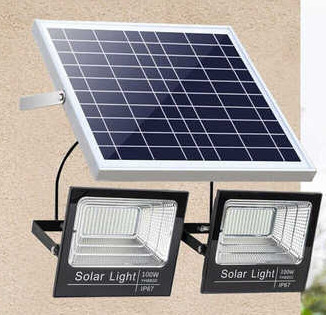 গার্ডেন লাইটিং IP65 সুরক্ষার জন্য 100W সোলার ফ্লাড লাইট